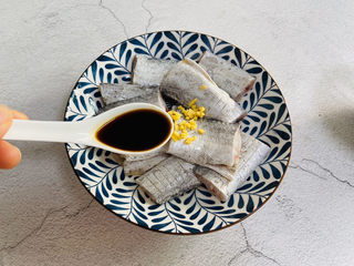 8、红烧糖醋带鱼,两勺老抽