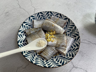 11、红烧糖醋带鱼,鸡精