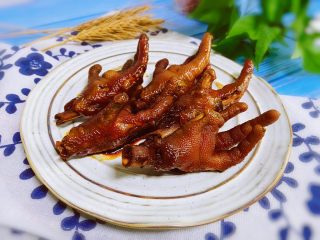 20、香辣卤鸡爪,成品图