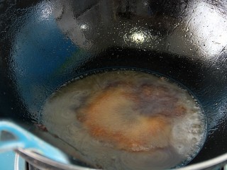 10、过年菜---节节高升,加入刚才蒸排骨时蒸出的肉汁，制成糖水汁