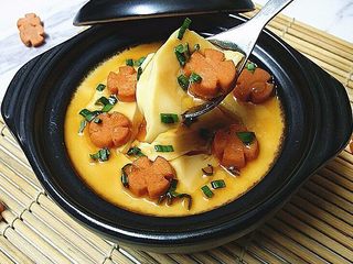 12、蒸火腿肠鸡蛋盅,看：非常滑嫩哟