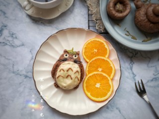 19、卡通龙猫豆沙包,成品。