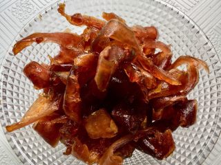 12、百香果果脯,百香果果脯清香软糯。