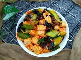 14、木耳黄瓜烧豆腐,成品图