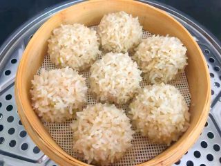 26、珍珠丸子,这是蒸好的样子