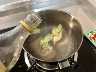 5、海参烧豆腐➕海参娃娃菜烧豆腐,加一茶匙料酒