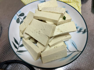 13、海参烧豆腐➕海参娃娃菜烧豆腐,卤水豆腐切小块