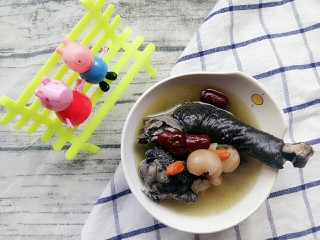 12、#吃鸡#乌鸡汤,冬天偶尔要滋补一下哦