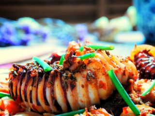 14、鲜香麻辣章鱼足,成品。