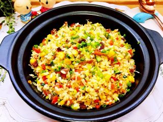 35、我爱炒饭系列➕五彩杂蔬香肠炒饭,成品