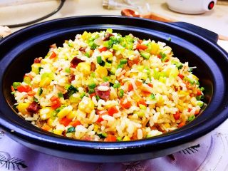 37、我爱炒饭系列➕五彩杂蔬香肠炒饭,成品