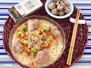 17、排骨蚬子时蔬面,好好吃饭是对自己最好的奖励