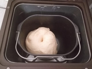 2、黑芝麻面包圈,一发至原来2倍大，