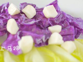 8、没胃口的时候，来一道酸溜溜酸奶沙拉,放点马蹄