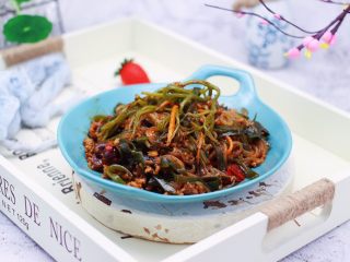 21、肉末海带炒粉条,米饭的杀手。