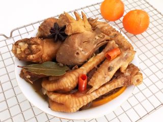 27、红烧溜达鸡,红烧溜达鸡出锅了,好香啊~