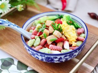 19、鸡蛋西红柿打卤面,好吃又营养丰富，我家宝贝超喜欢。