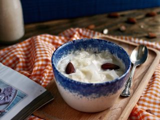 12、牛奶杏仁银耳,成品图