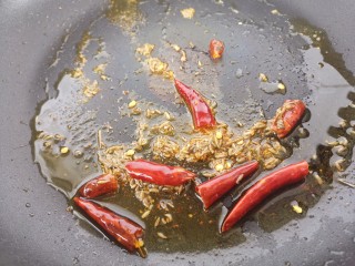 13、羊肉炒香菜,如图