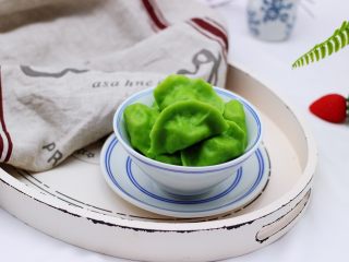 16、翠玉猪肉韭菜饺子,成品一