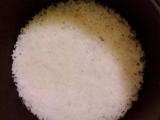 3、春笋猪肉糯米烧卖,煮熟