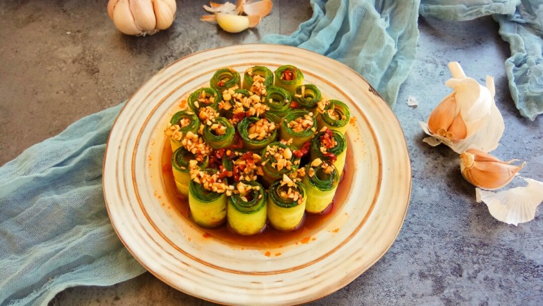 开胃爽口菜浇汁黄瓜