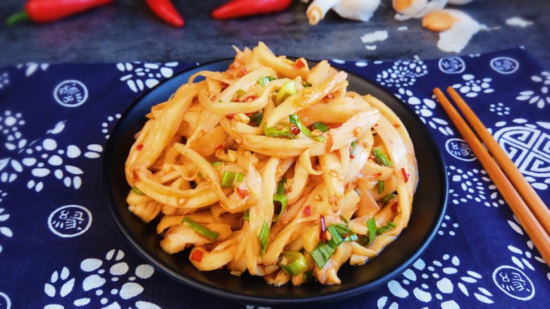 辣味凉拌手撕杏鲍菇