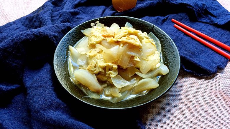 洋葱粉丝炒鸡蛋