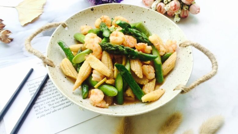 双笋炒虾仁芦笋玉米笋