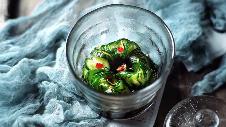 清脆可口的蓑衣黄瓜