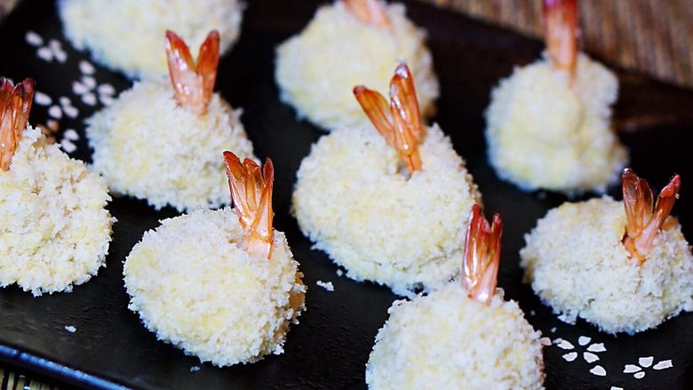 低脂减肥蒸出来滴龙利鱼凤尾虾球