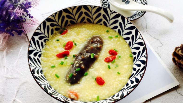 暖胃滋补养生粥海参小米粥