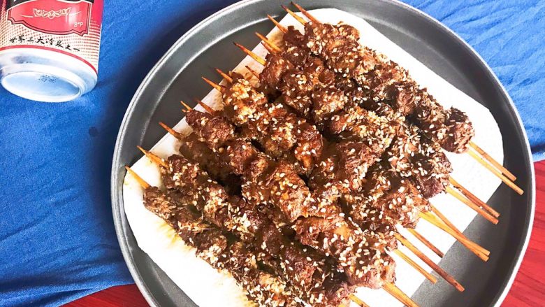 健康烧烤电烤羊肉串