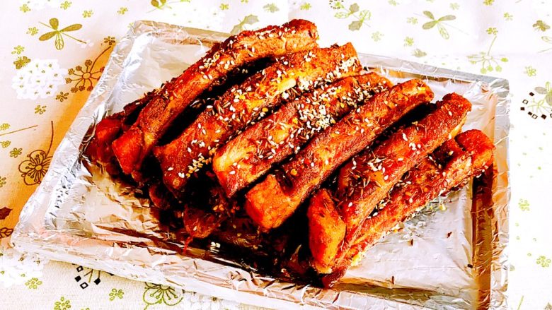 东北风味密制香辣大肋排