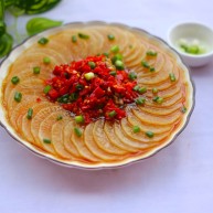 简单易做的剁椒蒸萝卜