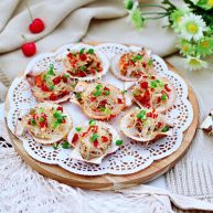 蒜蓉剁椒烤扇贝