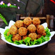 香炸猪肉豆腐丸子