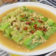 绿色清新的家常小菜—蒜蓉炒丝瓜