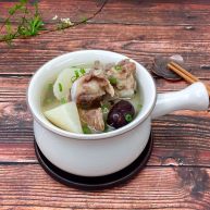 冬日温补萝卜炖排骨