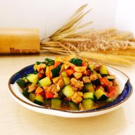 青瓜炒肉丁