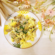 杏鲍菇炒鸡蛋