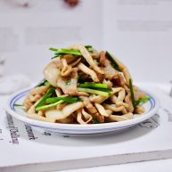 花肉白玉菇小炒