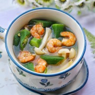 秋葵虾仁菌菇汤