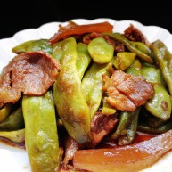 绿油豆炖五花肉