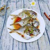 感恩节食谱清蒸鲳鱼