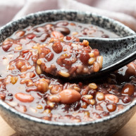 天气渐凉来一碗十谷米粥暖暖身吧