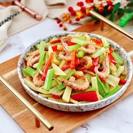红虾芹菜土豆小炒