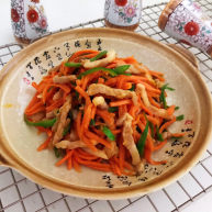 胡萝卜炒肉丝