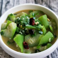 家常蒜苗炒丝瓜