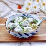 快手酸汤大馅馄饨